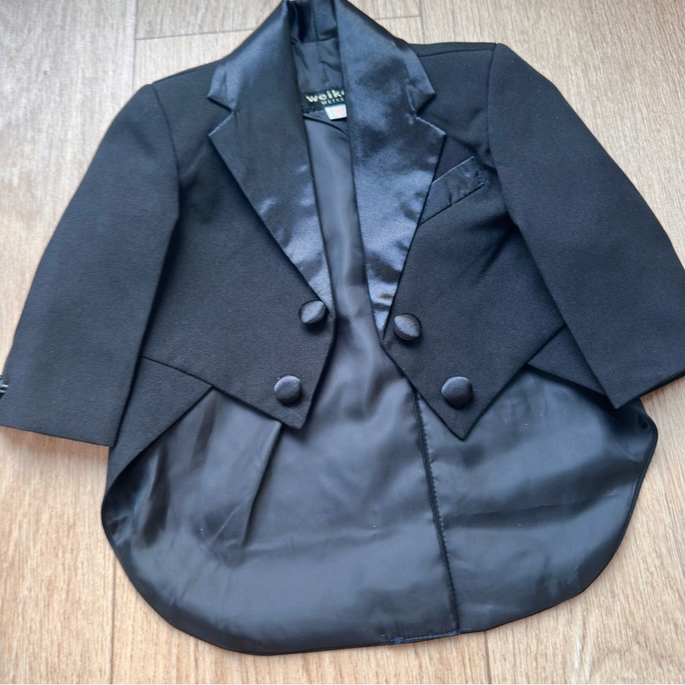 Weikexi Baby Boy 3M Black 4 Piece Suit Formal Tuxedo Set, Like New - Picture 7 of 8